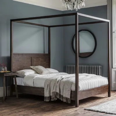Dark Brown Wooden 4 Poster King Size Bed