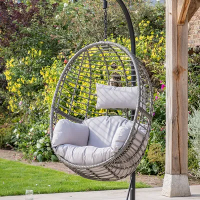 Small Rattan Outdoor Hanging Chair Metal Framed