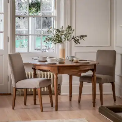 Traditional Wood Extending Round Dining Table