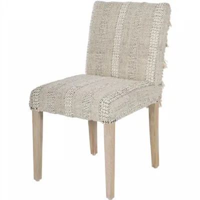 Cream Tufted Hand Loomed Rug Occasional Chair Light Legs