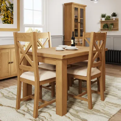 Oak 4 to 6 Seater Extending Dining Table