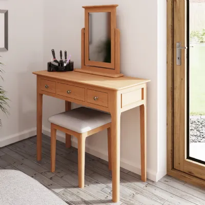 Large Oak Dressing Table with 3 Drawers