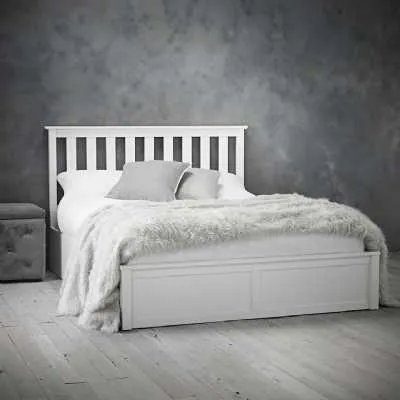 Shaker Style Traditional White Wooden 4ft6in Double 135cm Bed Frame