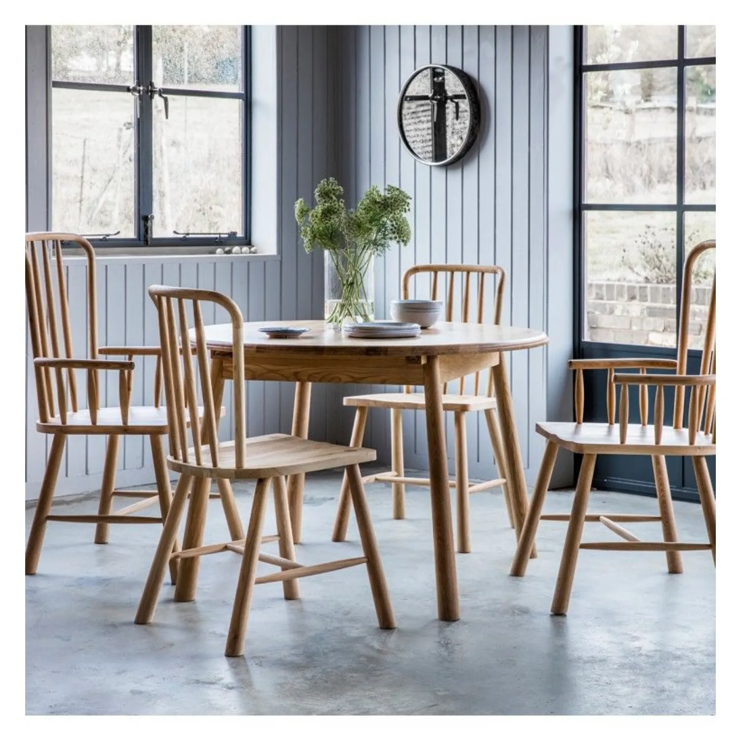 Oak 6 Seater Round Extending Dining Table