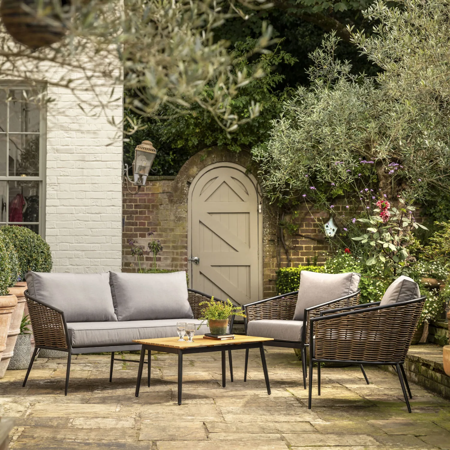 Natural Rattan Outdoor Garden 4 Seater Lounge Sofa Set