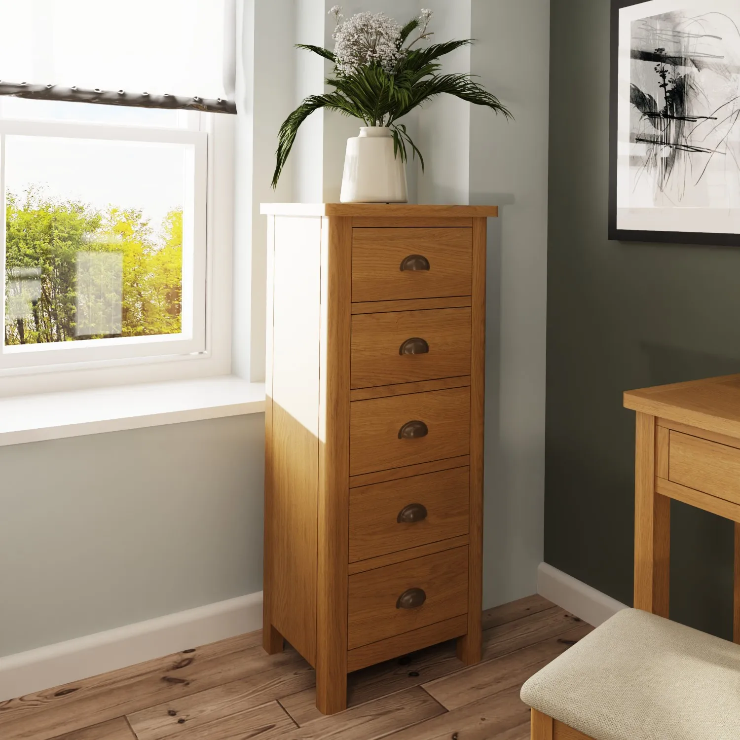 Oak Narrow Chest of 5 Drawers