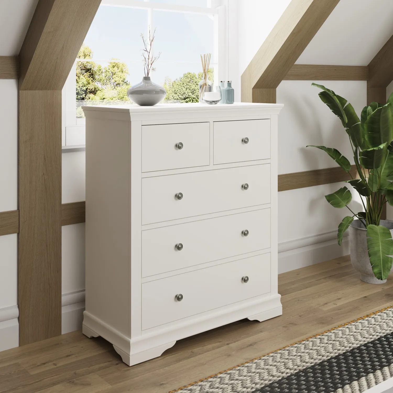 French White Painted 2 over 3 Chest of 5 Drawers